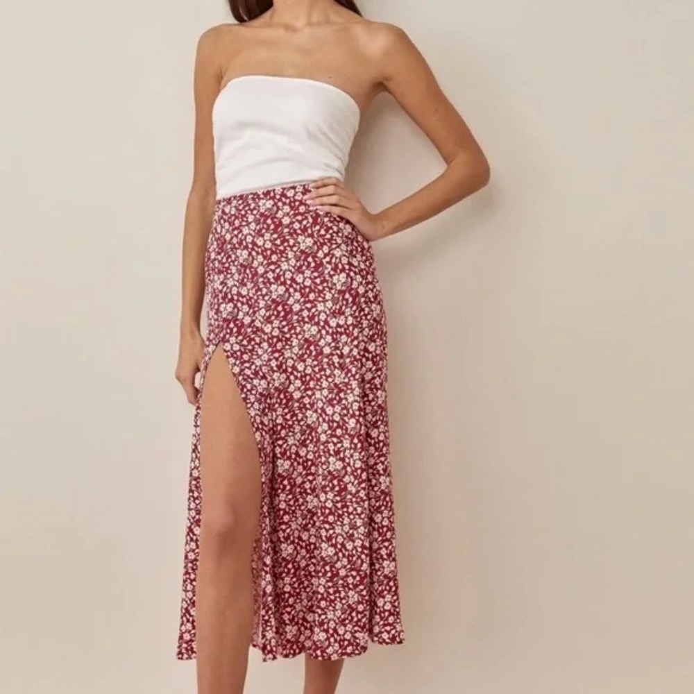 Reformation Zoe skirt size 4 Flower Girl print